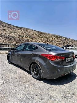 هیوندای ئەلەنترا